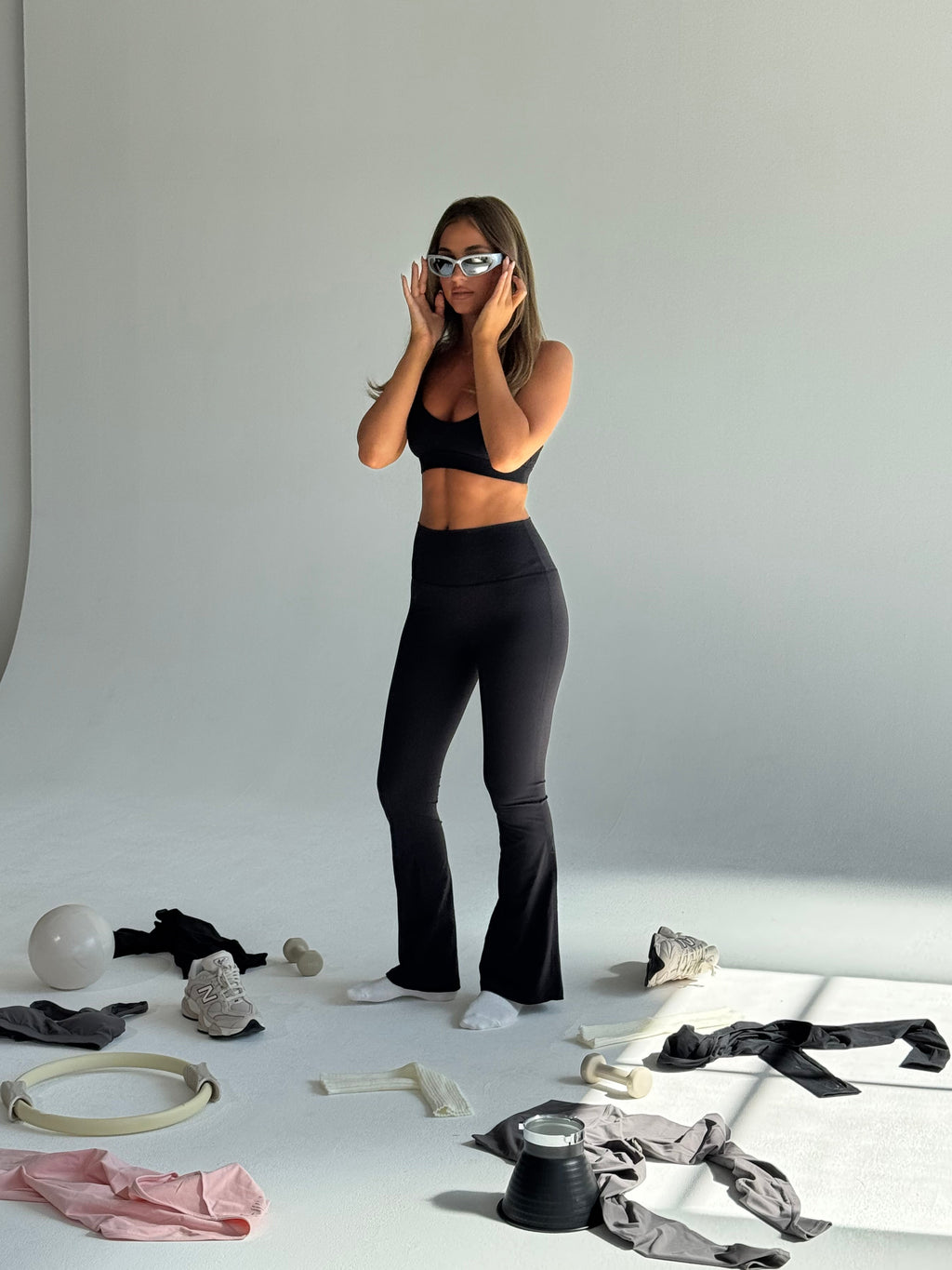 SERENA |  Active luxe flared leggings - BLACK